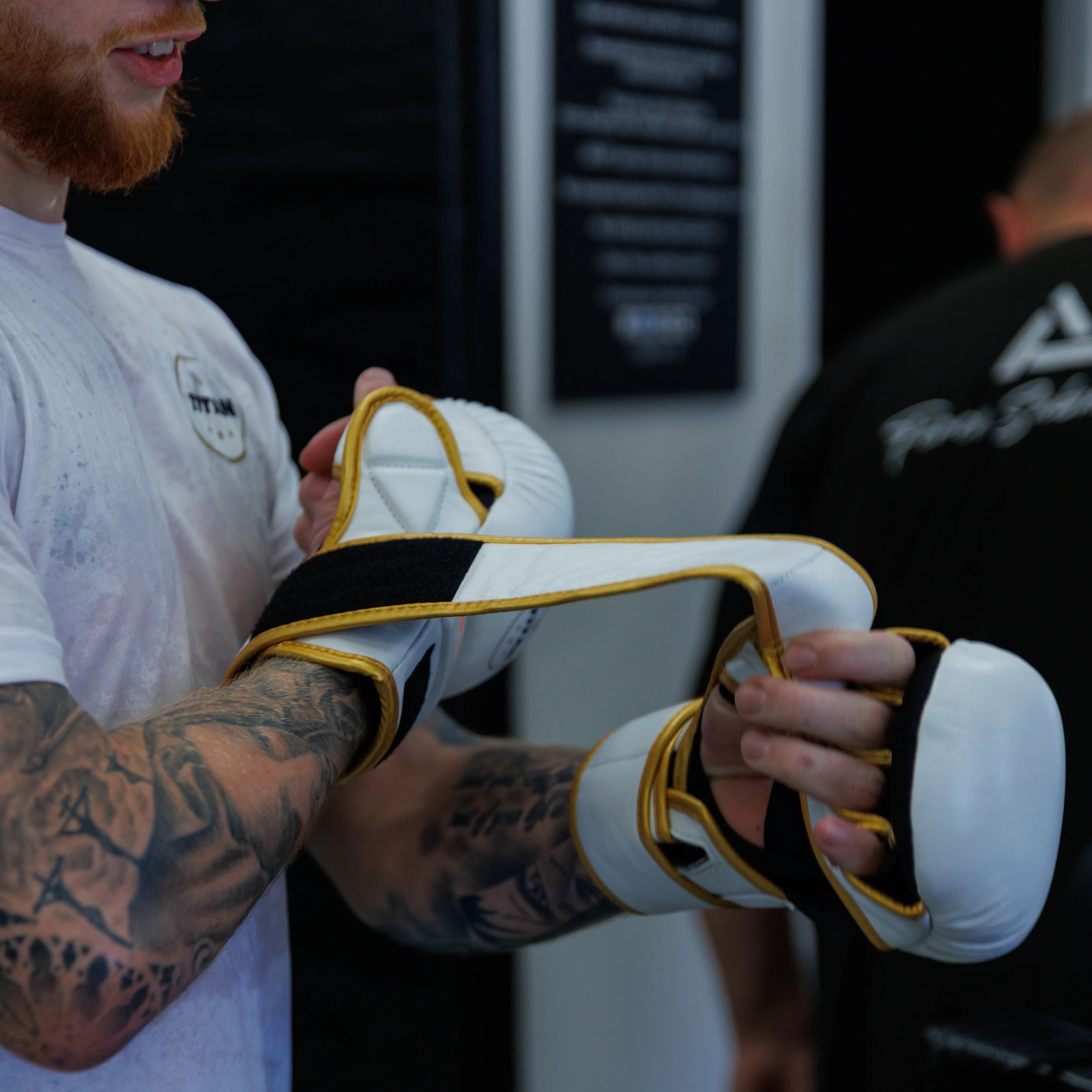 Velocity MMA 2.0 Gloves – Polar White