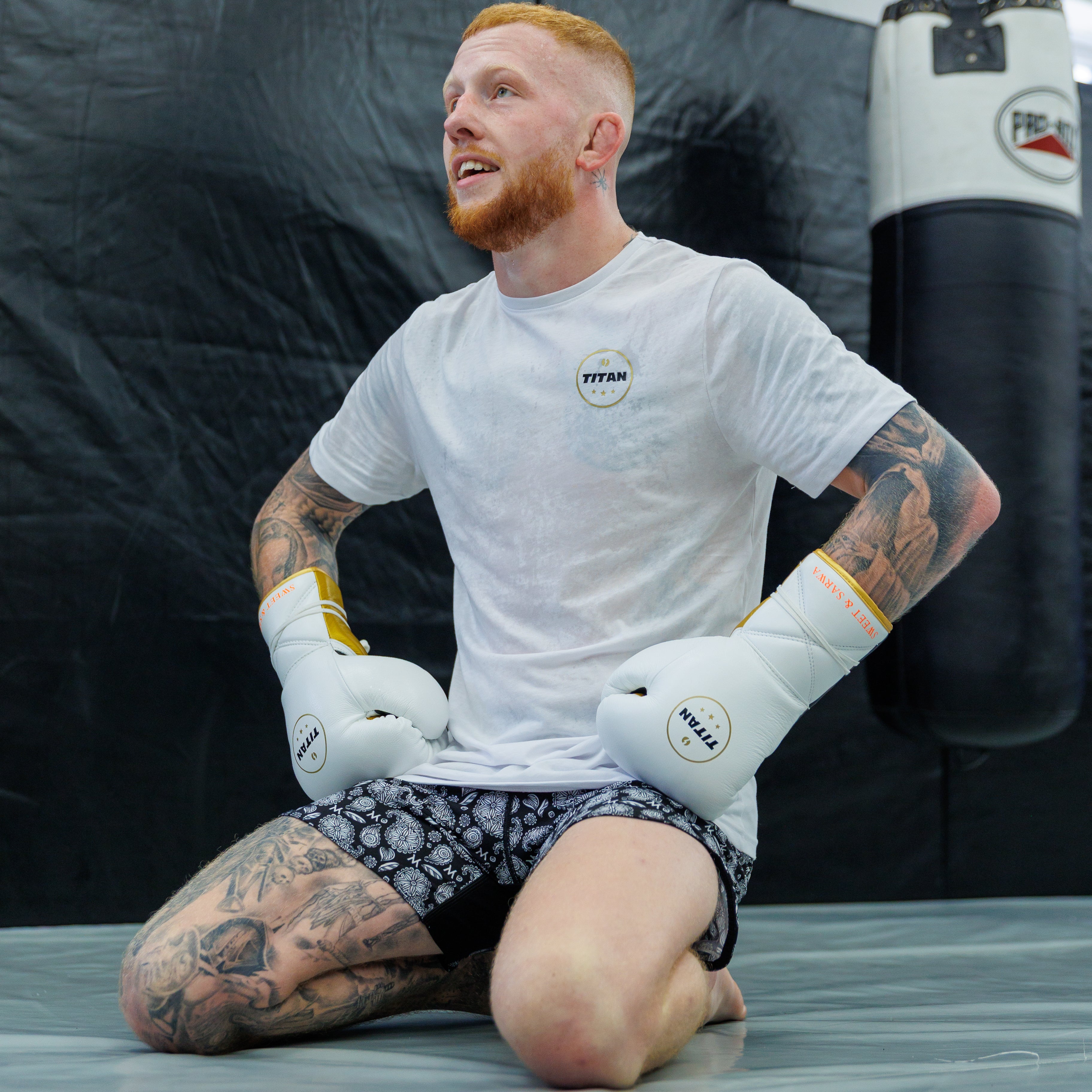 FIGHT WEAR