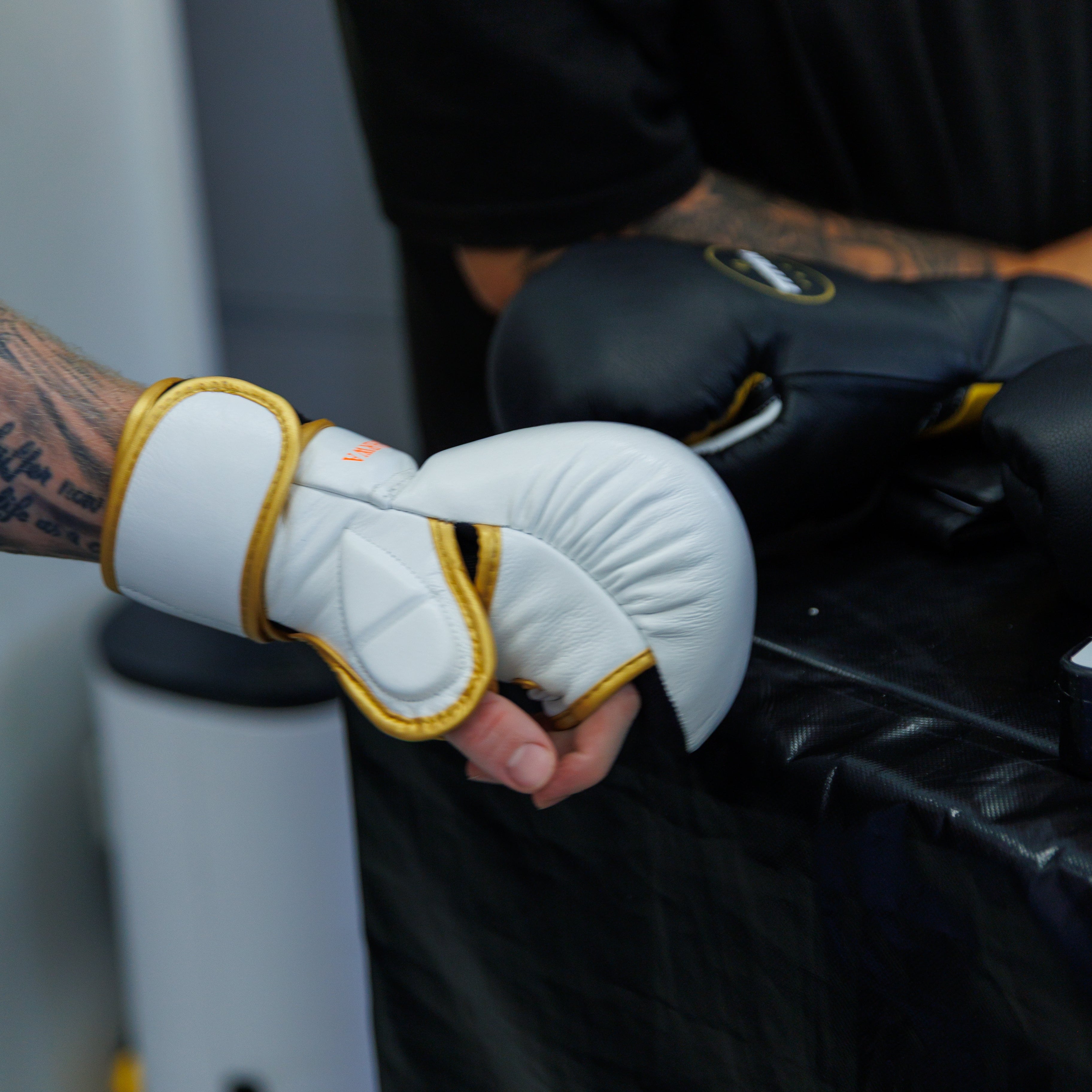 VELOCITY MMA 2.0 POLAR WHITE