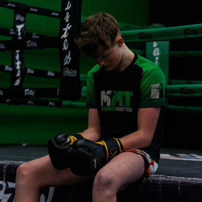 Velocity 3.0 Velcro Boxing Gloves – Midnight Black