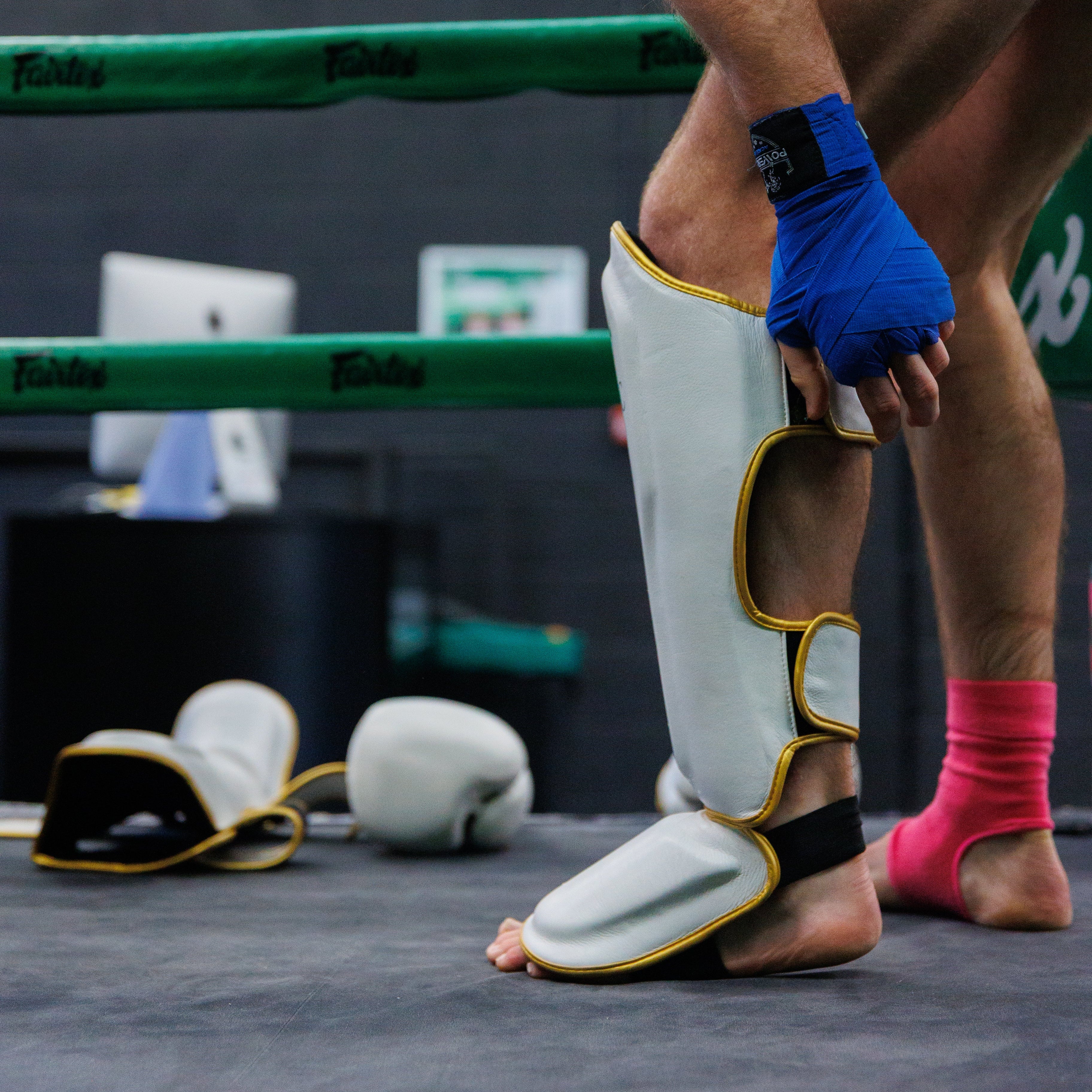 HYPERION 2.0 SHIN GUARDS POLAR WHITE