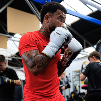 10oz Horsehair Lace-Up Fight Gloves – Polar White