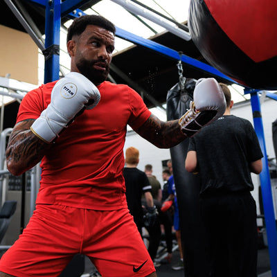 10oz Horsehair Lace-Up Fight Gloves – Polar White